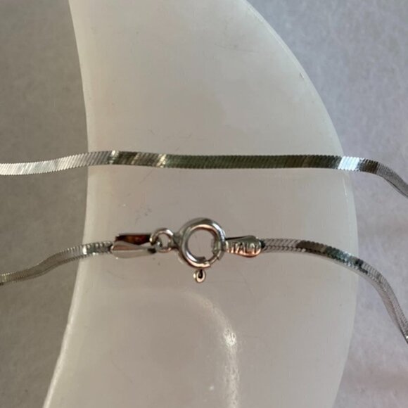 Sterling Silver 925 Italy 30" Three Sided Triangular Snake Chain Necklace 10.16g - Picture 13 of 15